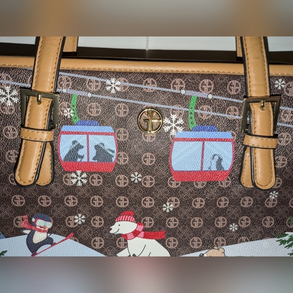Giani Bernini Holiday Tote Purse Bears Sling GUC - Picture 6 of 16